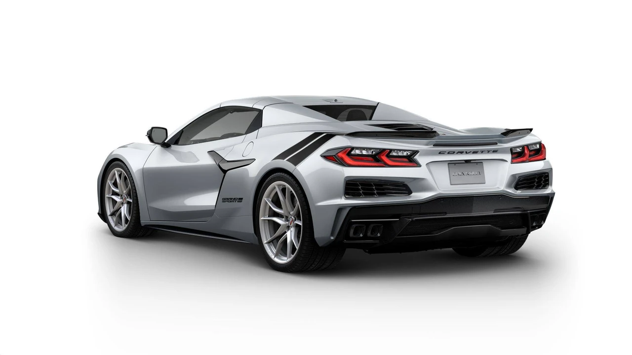 2027 Chevrolet Corvette C8 Grand Sport - Image 11 of 19