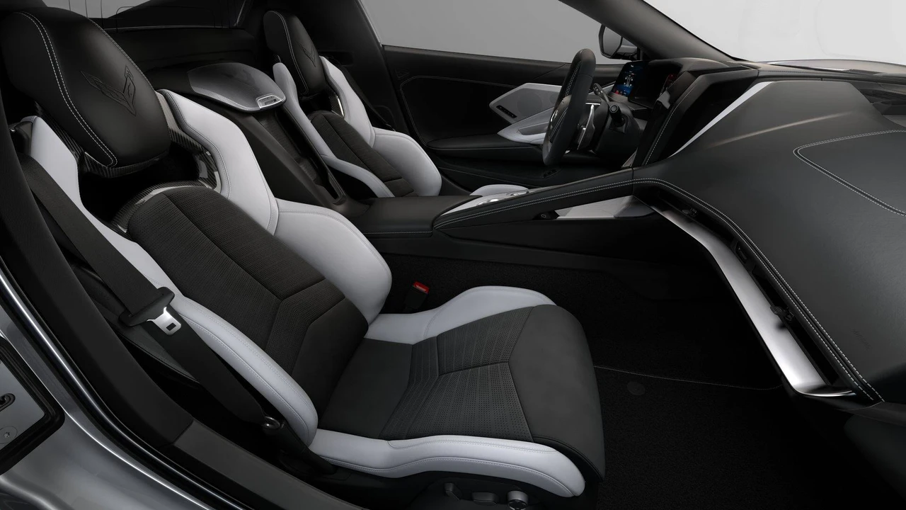 2027 Chevrolet Corvette C8 Grand Sport - Image 17 of 19