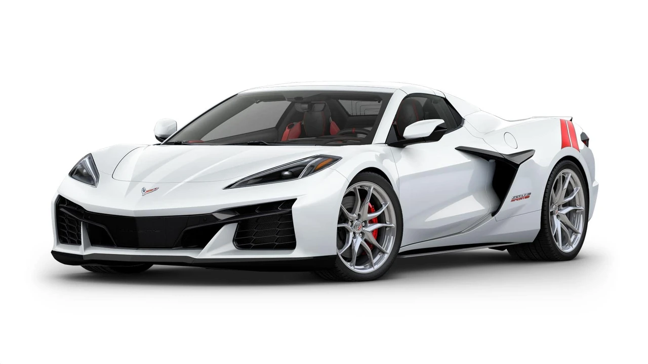 2027 Chevrolet Corvette C8 Grand Sport - Image 25 of 31