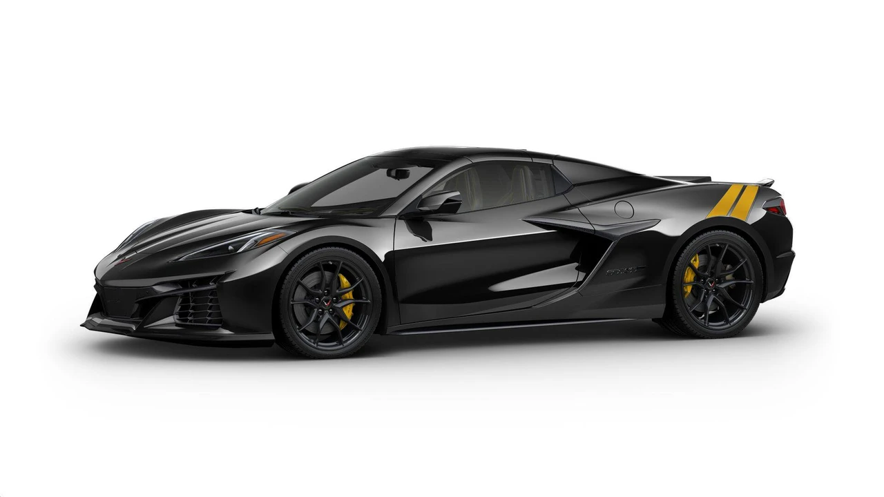 2027 Chevrolet Corvette C8 Grand Sport - Image 2 of 11