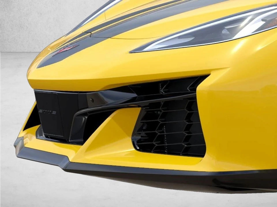 2027 Chevrolet Corvette C8 Grand Sport - Image 13 of 31