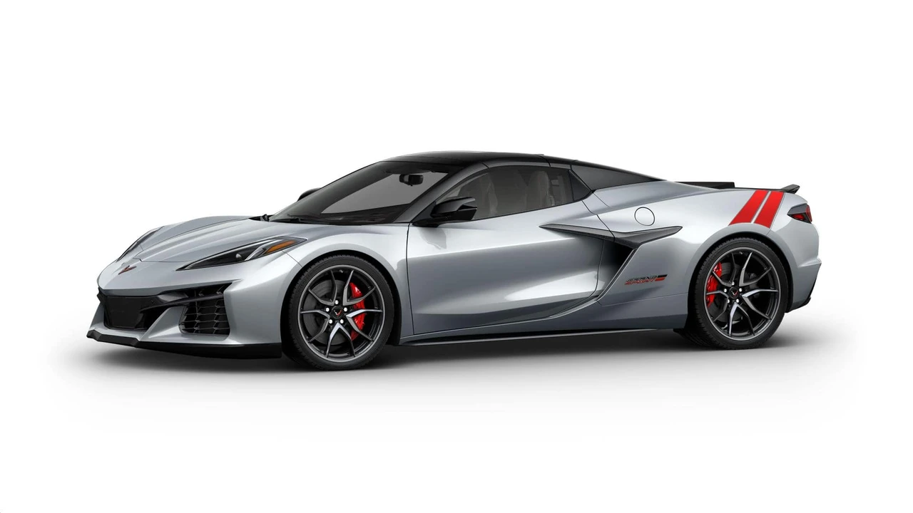 2027 Chevrolet Corvette C8 Grand Sport - Image 26 of 31