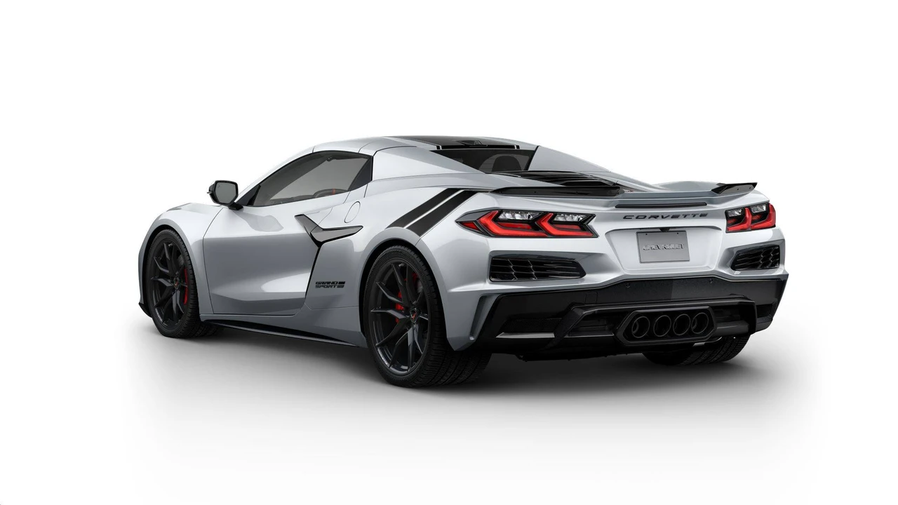 2027 Chevrolet Corvette C8 Grand Sport - Image 3 of 11