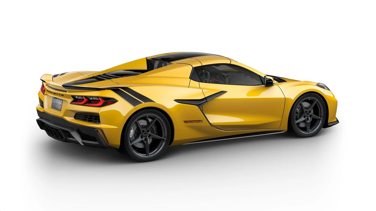 2027 Chevrolet Corvette C8 Grand Sport - Image 4 of 11