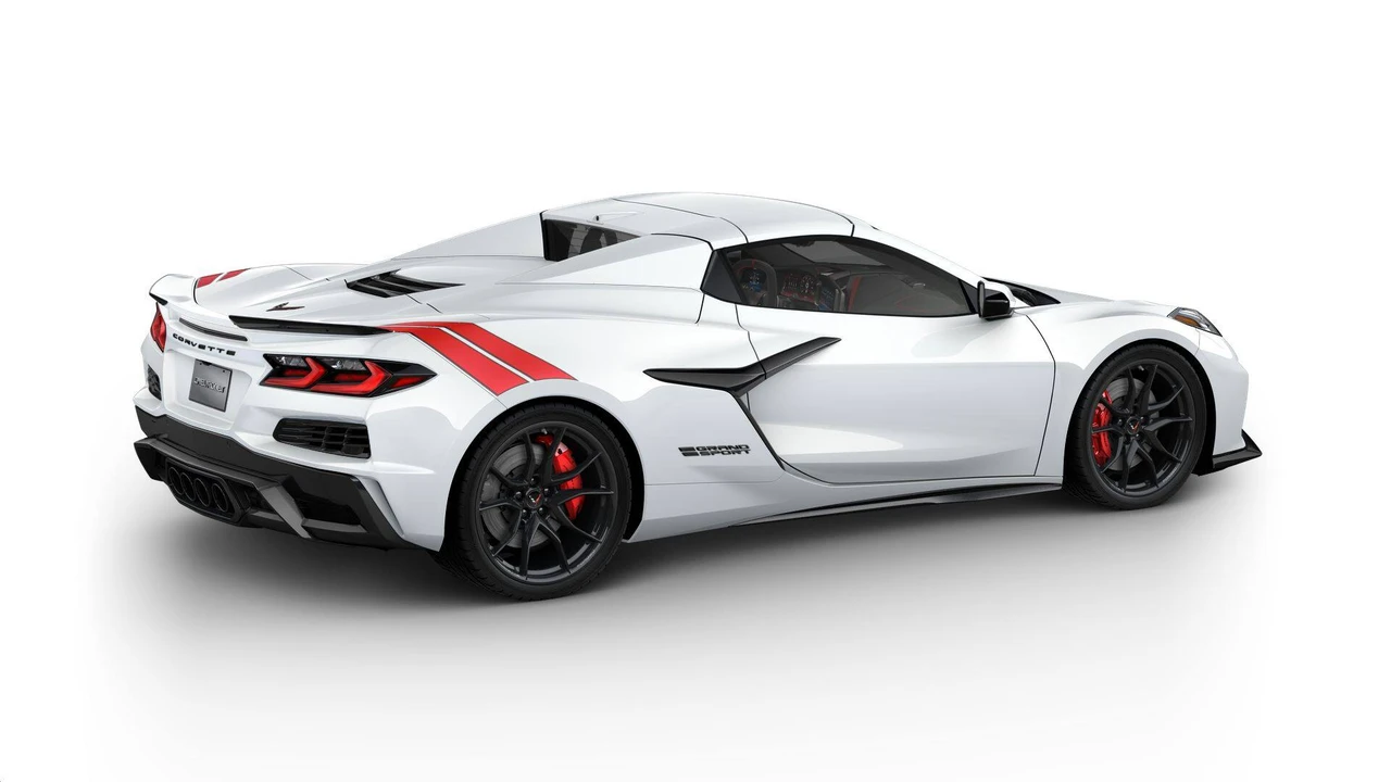 2027 Chevrolet Corvette C8 Grand Sport - Image 5 of 12