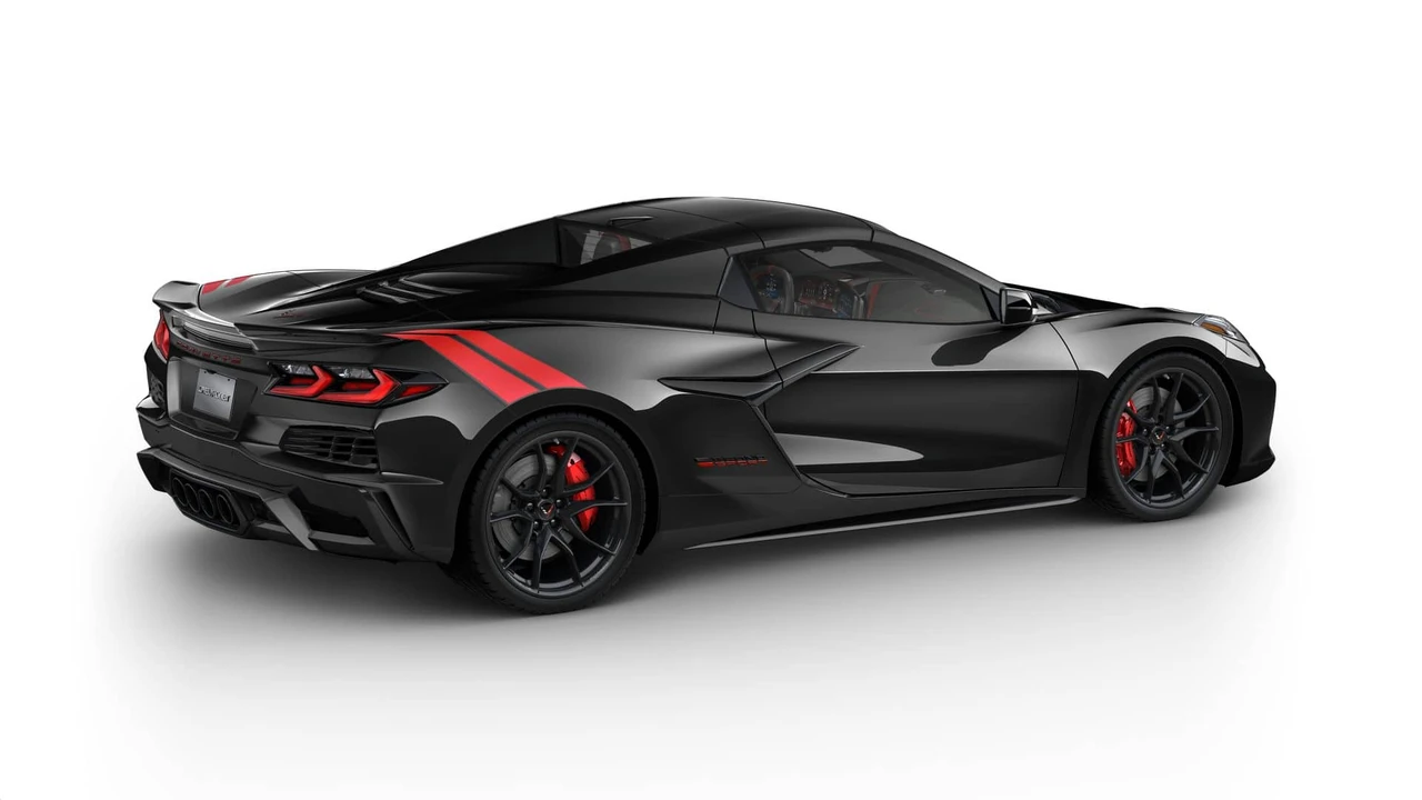 2027 Chevrolet Corvette C8 Grand Sport - Image 5 of 12