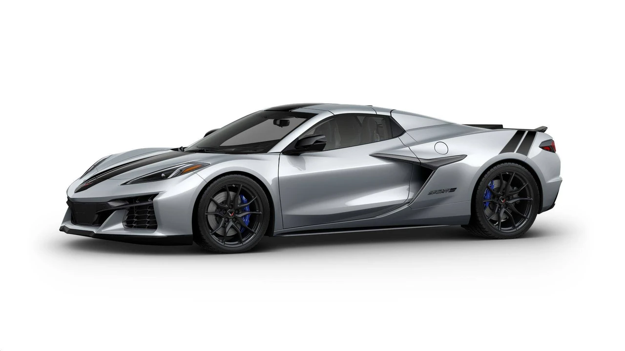 2027 Chevrolet Corvette C8 Grand Sport - Image 2 of 11