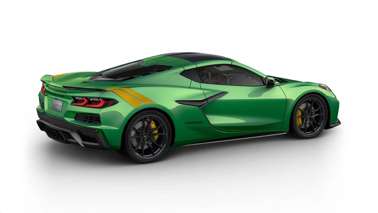 2027 Chevrolet Corvette C8 Grand Sport - Image 5 of 12