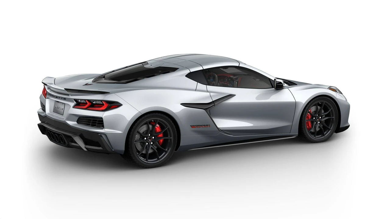 2027 Chevrolet Corvette C8 Grand Sport - Image 5 of 12