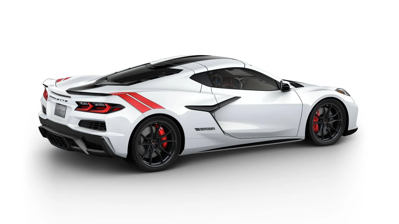 2027 Chevrolet Corvette C8 Grand Sport - Image 4 of 11
