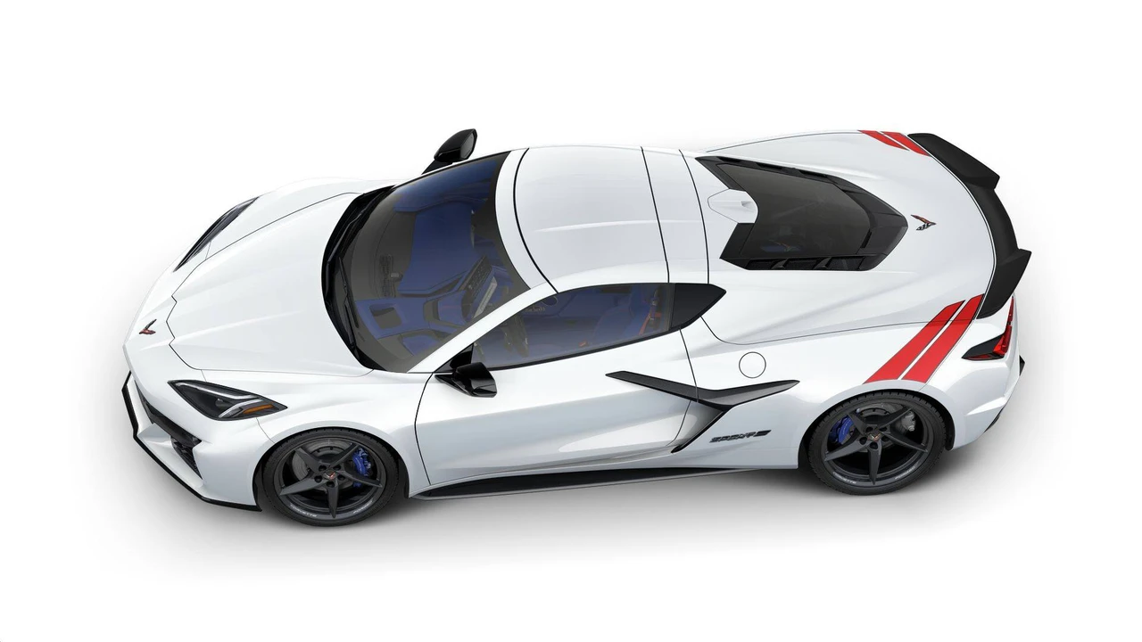 2027 Chevrolet Corvette C8 Grand Sport - Image 7 of 11