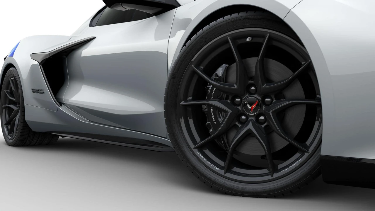2027 Chevrolet Corvette C8 Grand Sport - Image 6 of 11