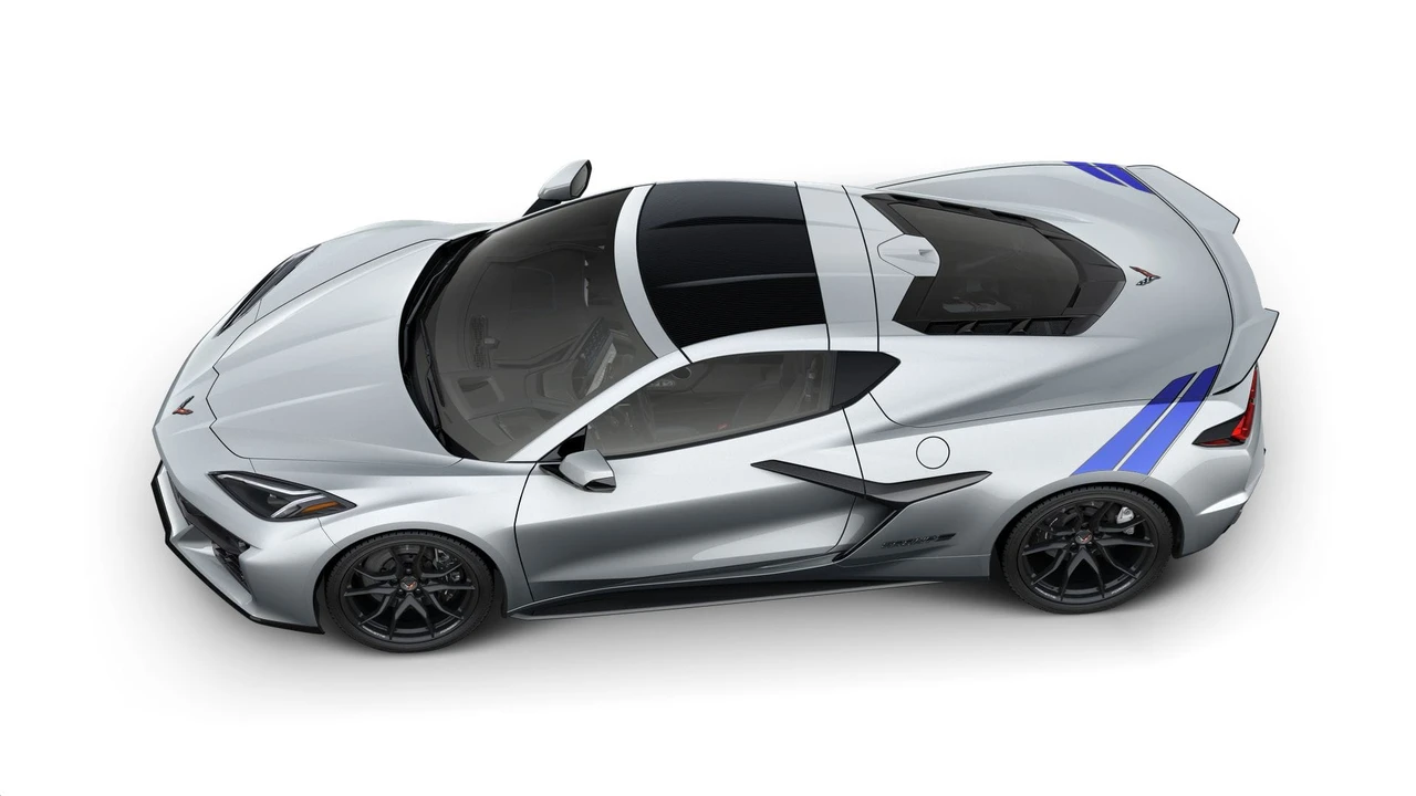 2027 Chevrolet Corvette C8 Grand Sport - Image 7 of 11