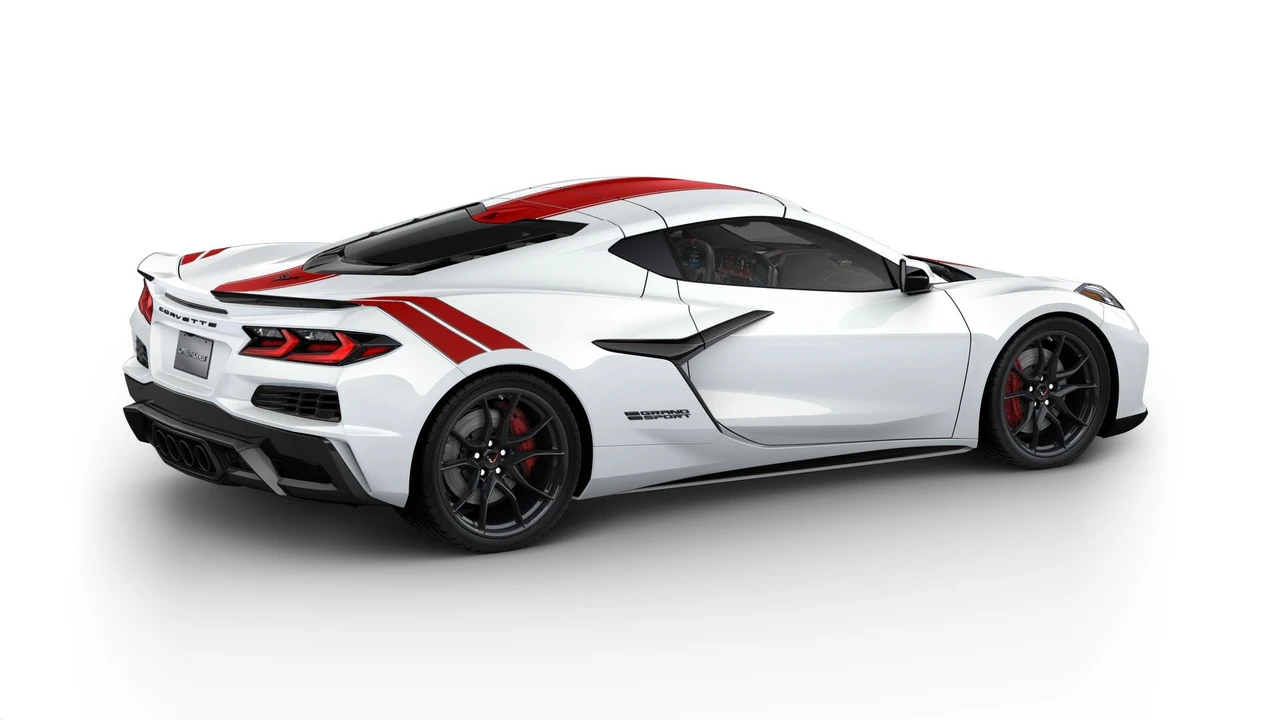 2027 Chevrolet Corvette C8 Grand Sport - Image 5 of 12