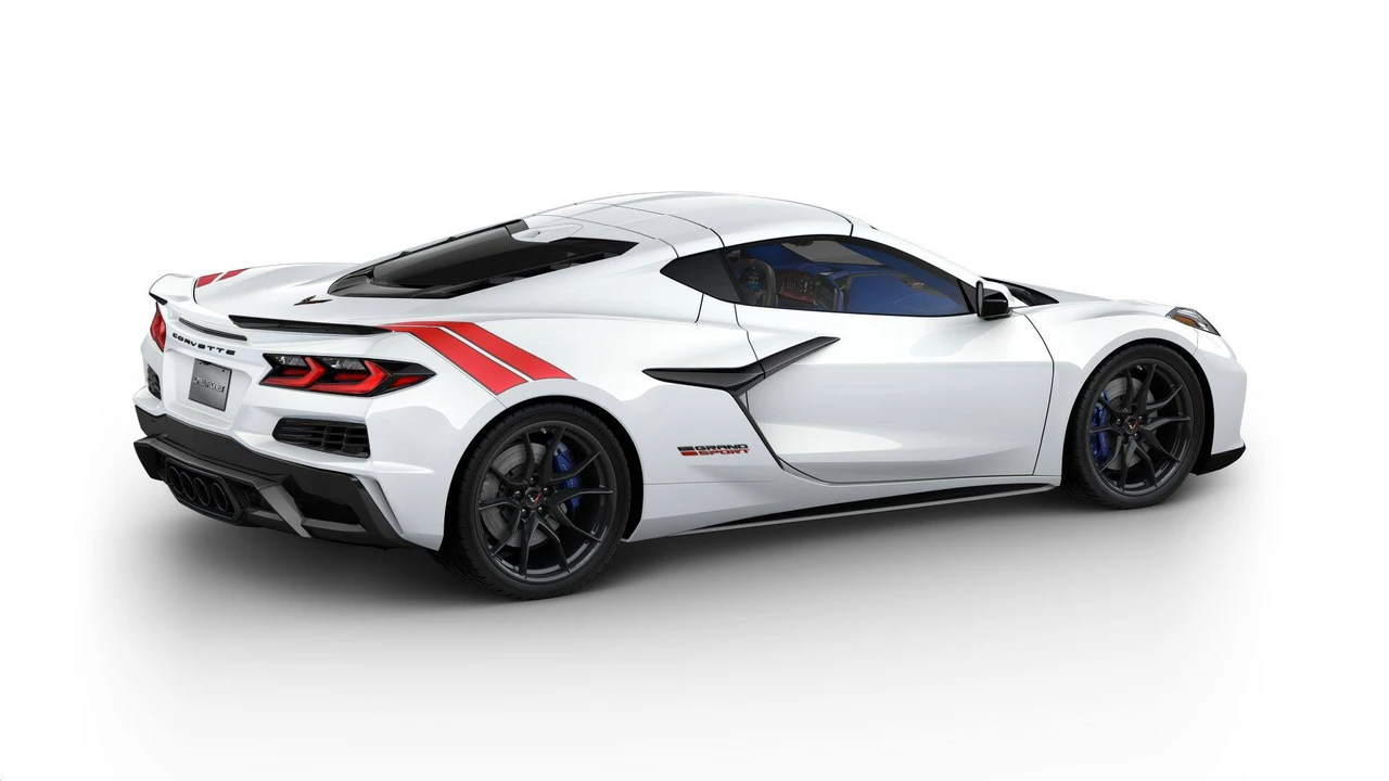2027 Chevrolet Corvette C8 Grand Sport - Image 4 of 11