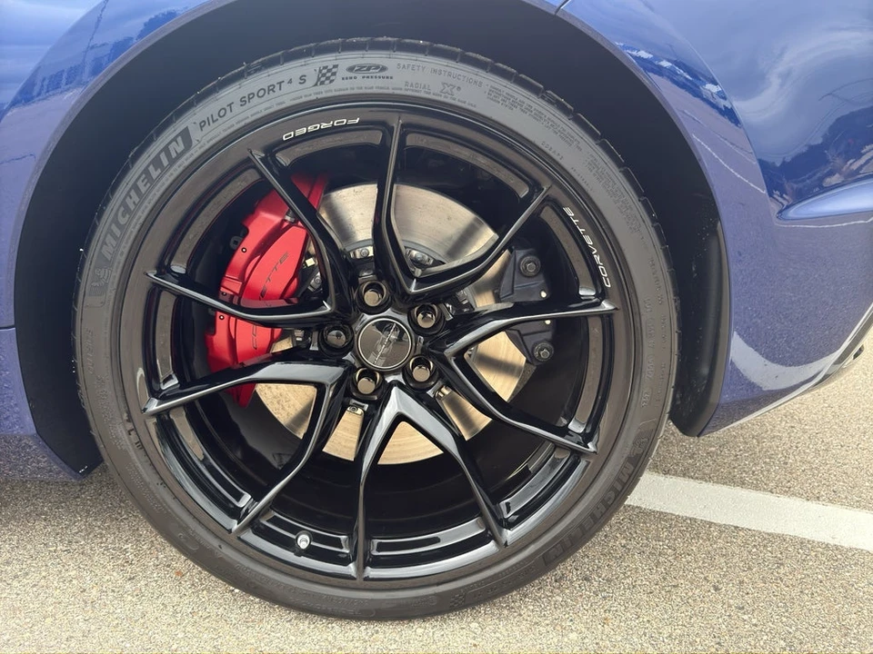 2027 Chevrolet Corvette C8 Grand Sport - Image 22 of 31
