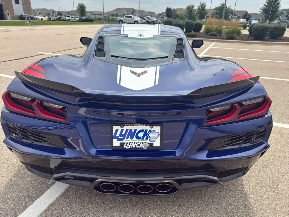 2027 Chevrolet Corvette C8 Grand Sport - Image 24 of 31