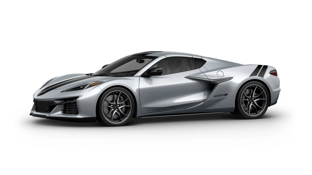 2027 Chevrolet Corvette C8 Grand Sport - Image 2 of 11