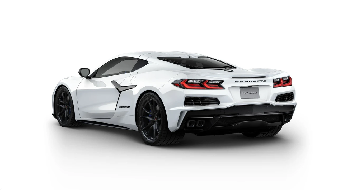 2027 Chevrolet Corvette C8 Grand Sport - Image 4 of 12