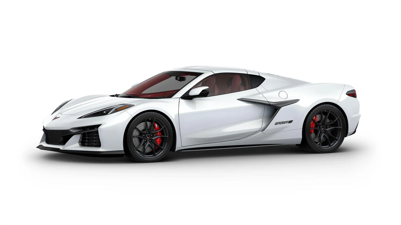 2027 Chevrolet Corvette C8 Grand Sport - Image 26 of 31