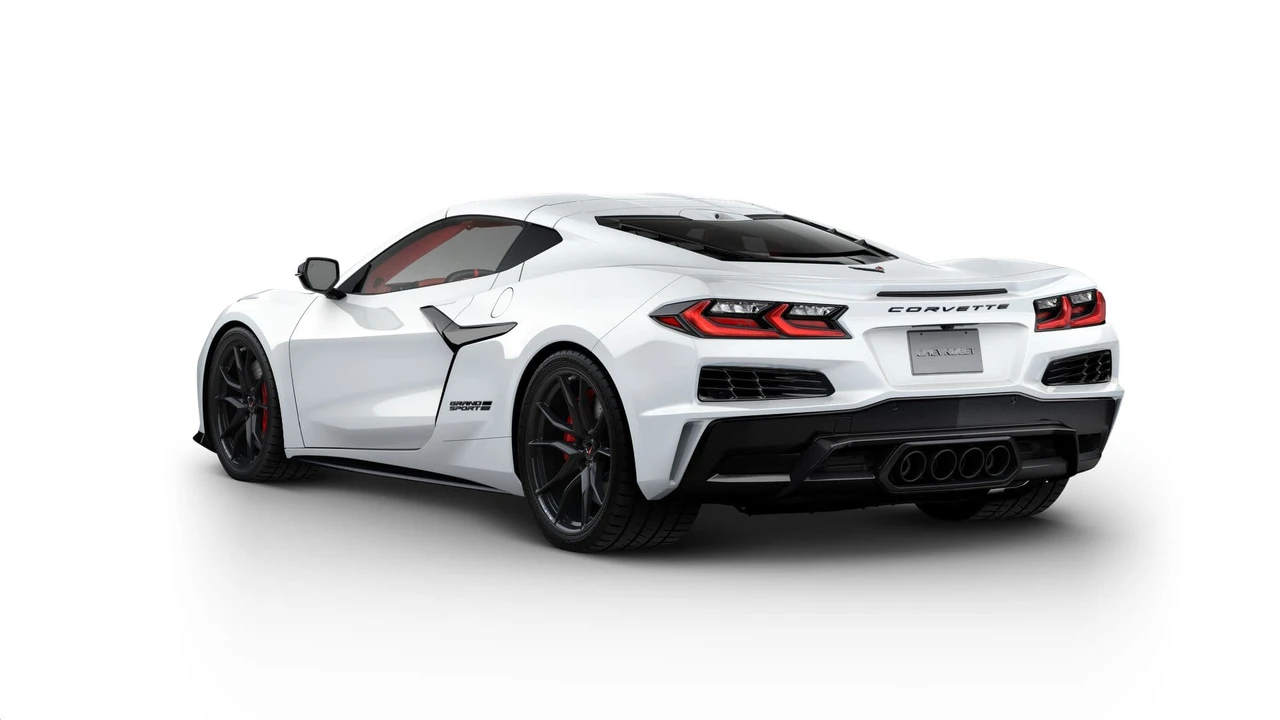 2027 Chevrolet Corvette C8 Grand Sport - Image 27 of 31