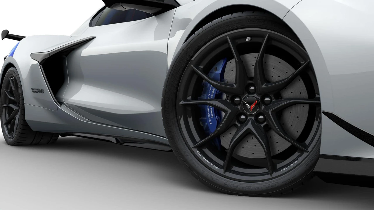 2027 Chevrolet Corvette C8 Grand Sport - Image 6 of 11