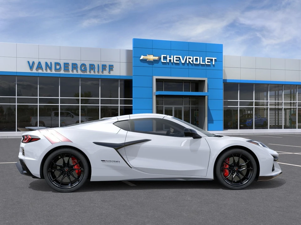 2027 Chevrolet Corvette C8 Grand Sport - Image 5 of 31