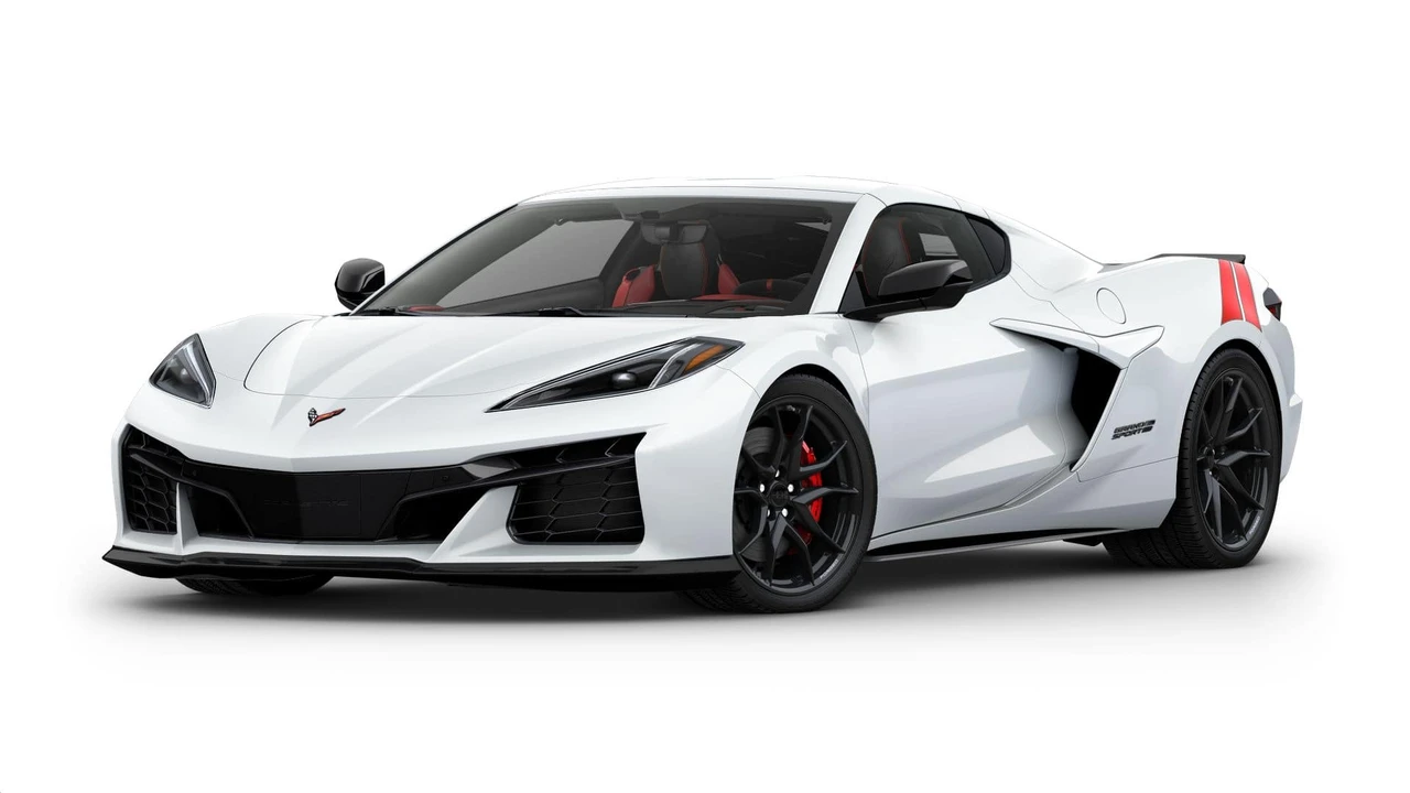 2027 Chevrolet Corvette C8 Grand Sport - Image 25 of 31