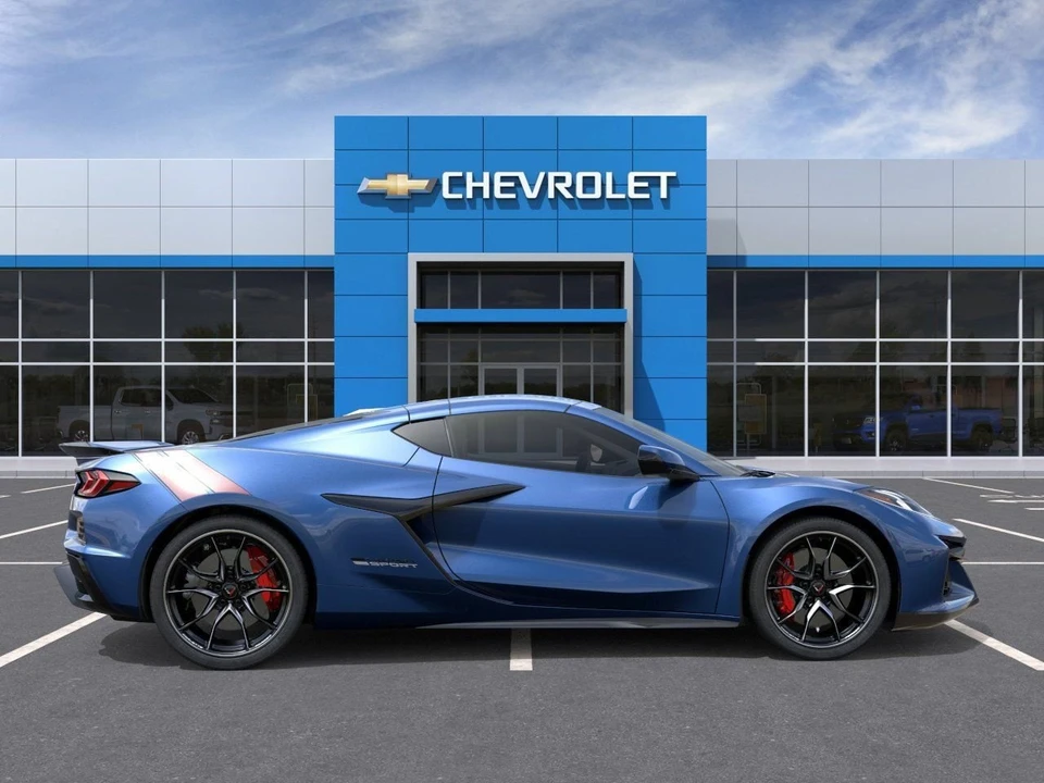 2027 Chevrolet Corvette C8 Grand Sport - Image 5 of 31