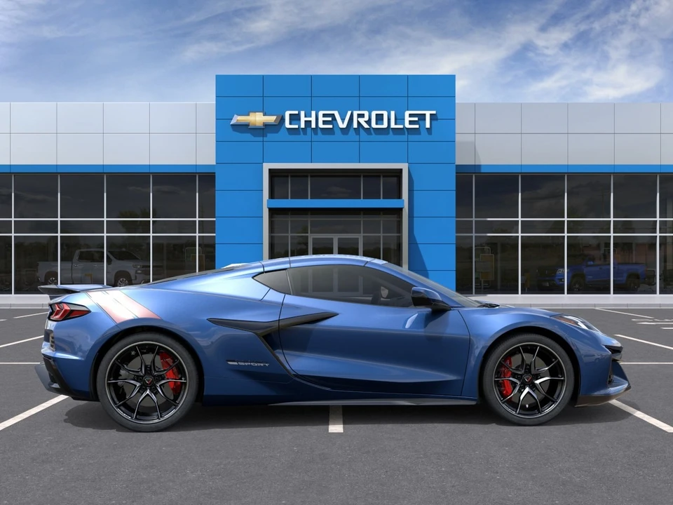 2027 Chevrolet Corvette C8 Grand Sport - Image 29 of 31