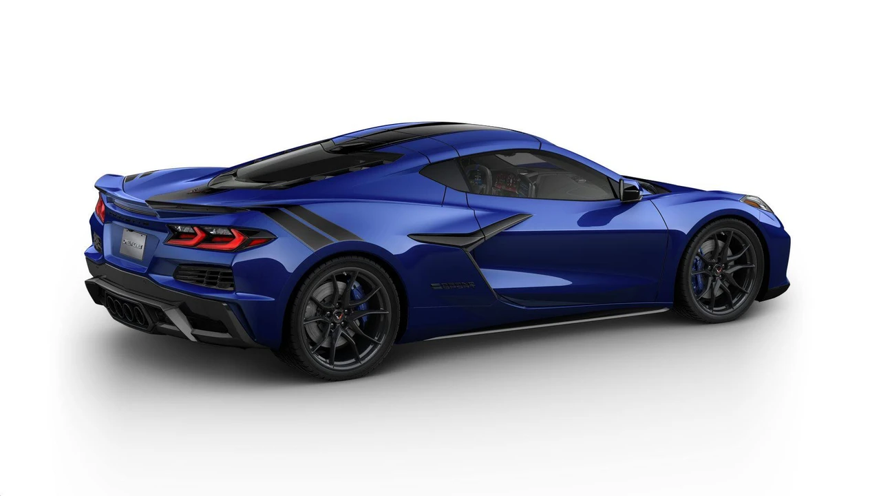 2027 Chevrolet Corvette C8 Grand Sport - Image 4 of 11