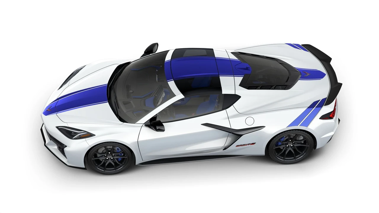 2027 Chevrolet Corvette C8 Grand Sport - Image 7 of 11