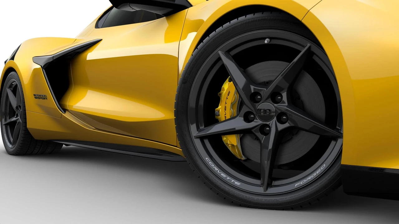 2027 Chevrolet Corvette C8 Grand Sport - Image 6 of 11