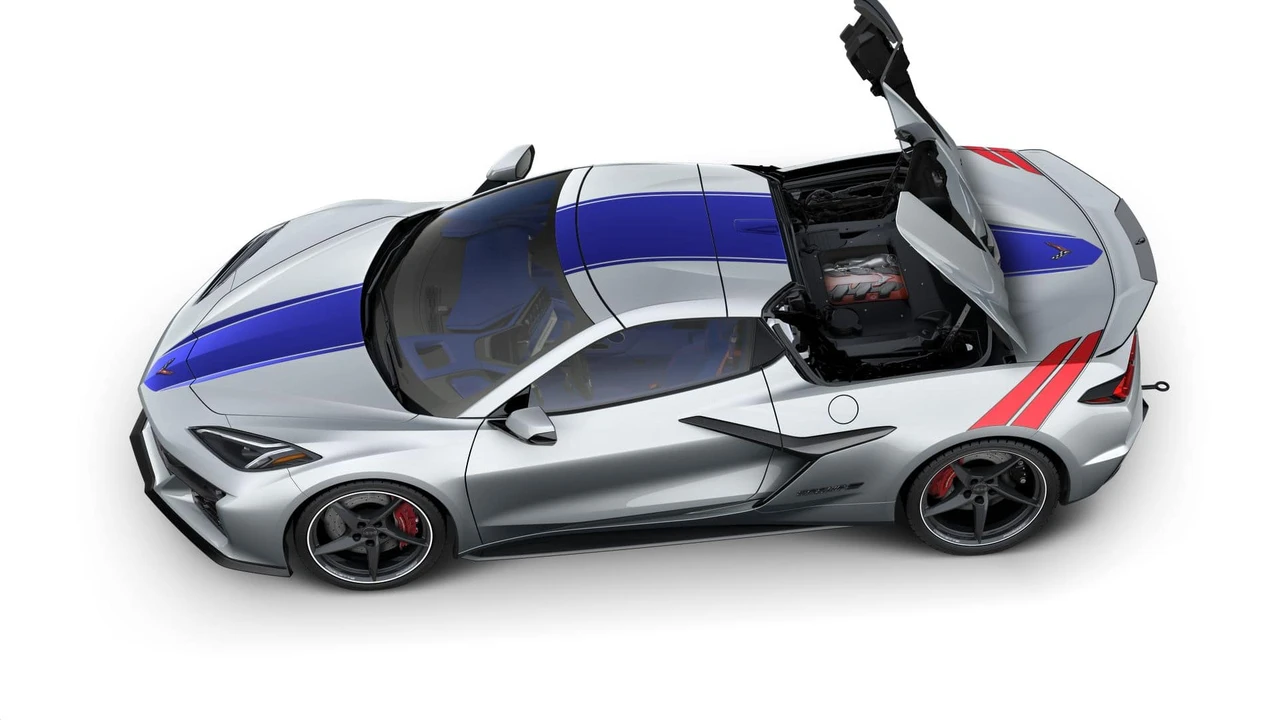 2027 Chevrolet Corvette C8 Grand Sport - Image 7 of 11