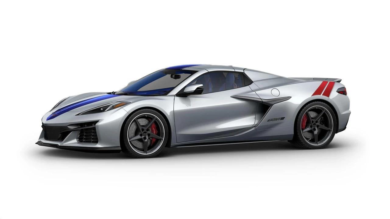 2027 Chevrolet Corvette C8 Grand Sport - Image 2 of 11