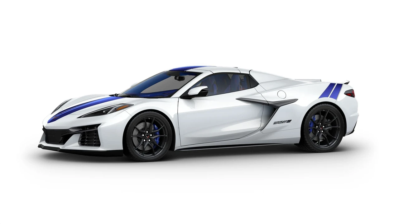 2027 Chevrolet Corvette C8 Grand Sport - Image 2 of 11