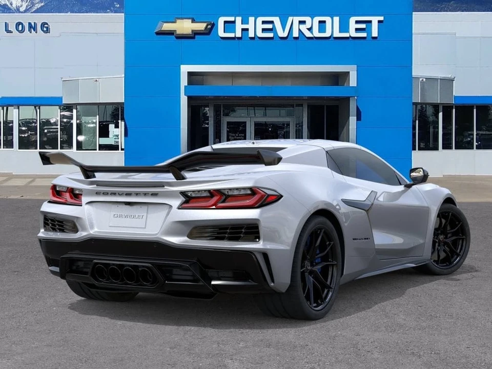 2027 Chevrolet Corvette C8 Grand Sport - Image 4 of 31