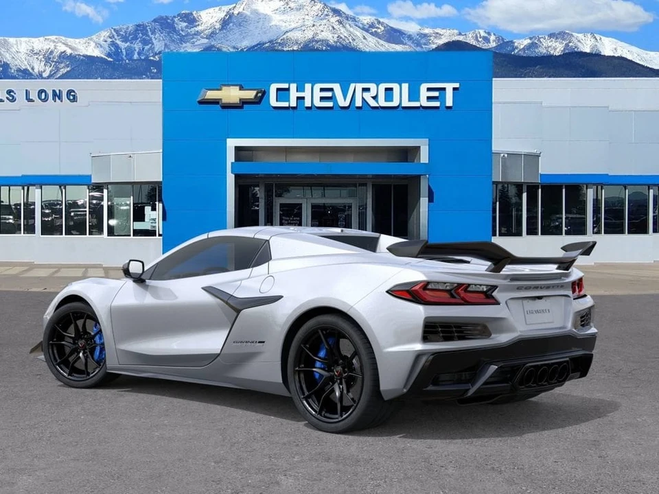 2027 Chevrolet Corvette C8 Grand Sport - Image 3 of 31