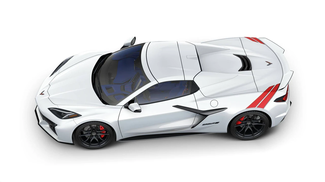 2027 Chevrolet Corvette C8 Grand Sport - Image 7 of 11