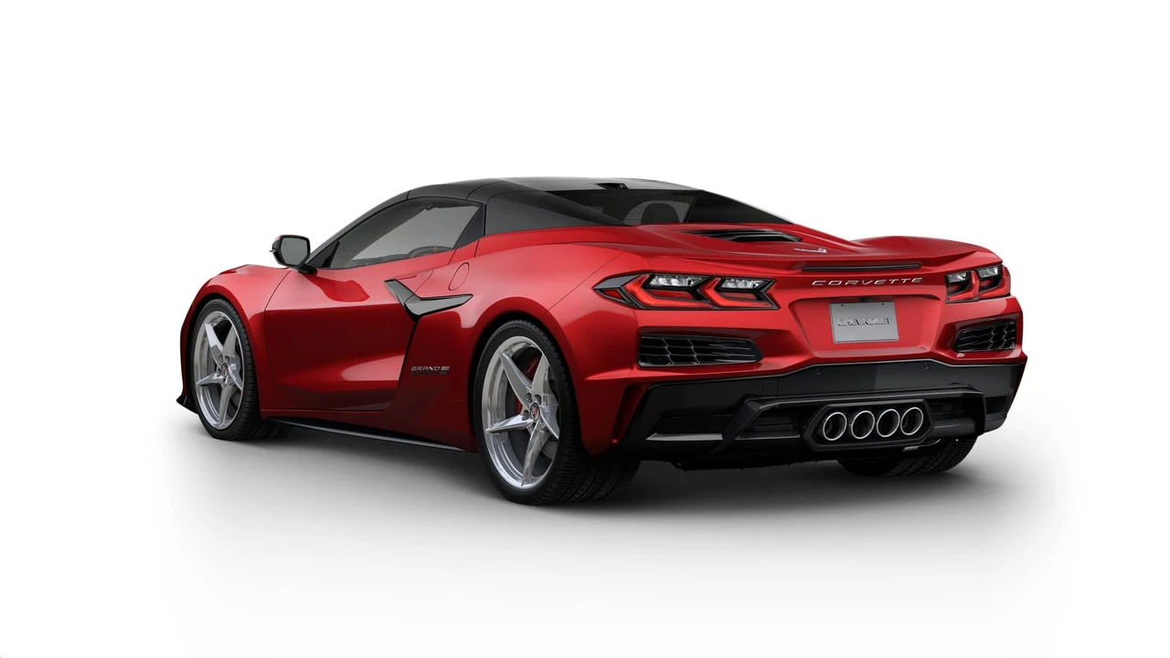 2027 Chevrolet Corvette C8 Grand Sport - Image 27 of 31