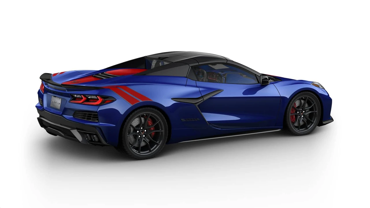 2027 Chevrolet Corvette C8 Grand Sport - Image 5 of 12