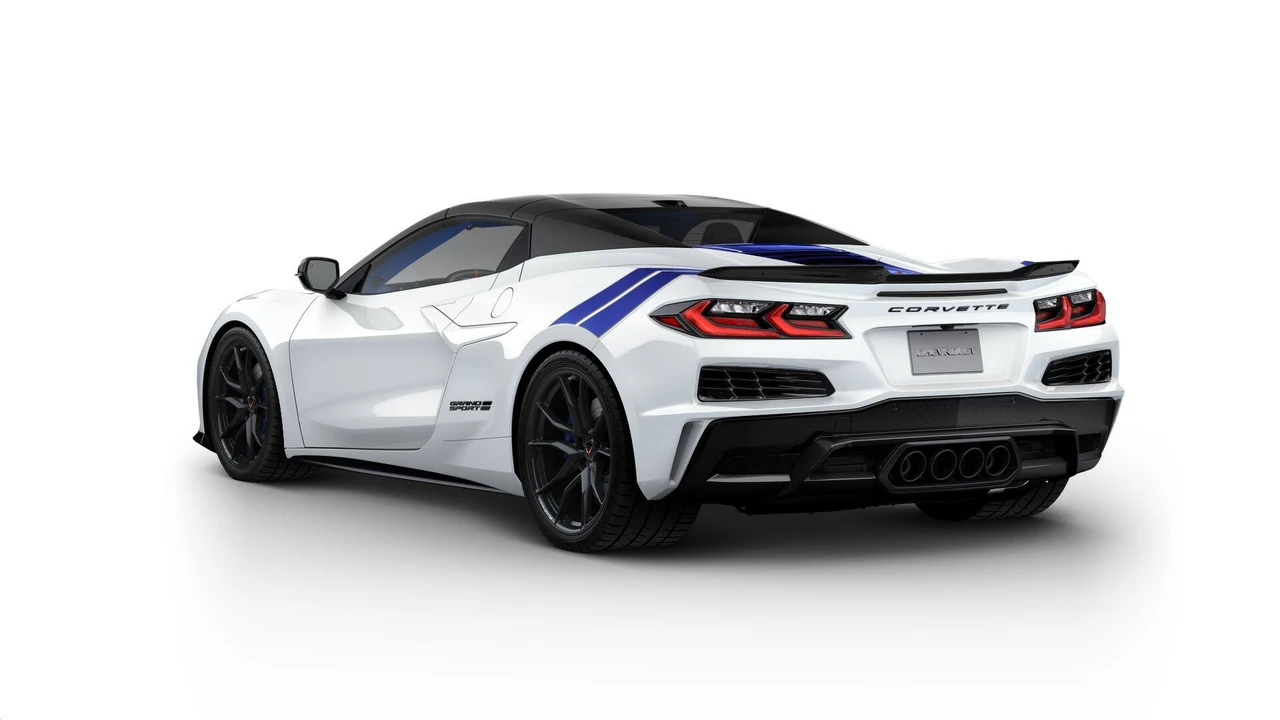 2027 Chevrolet Corvette C8 Grand Sport - Image 3 of 11