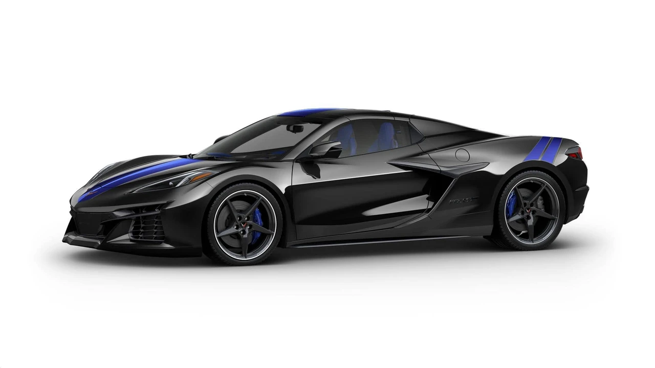 2027 Chevrolet Corvette C8 Grand Sport - Image 2 of 11