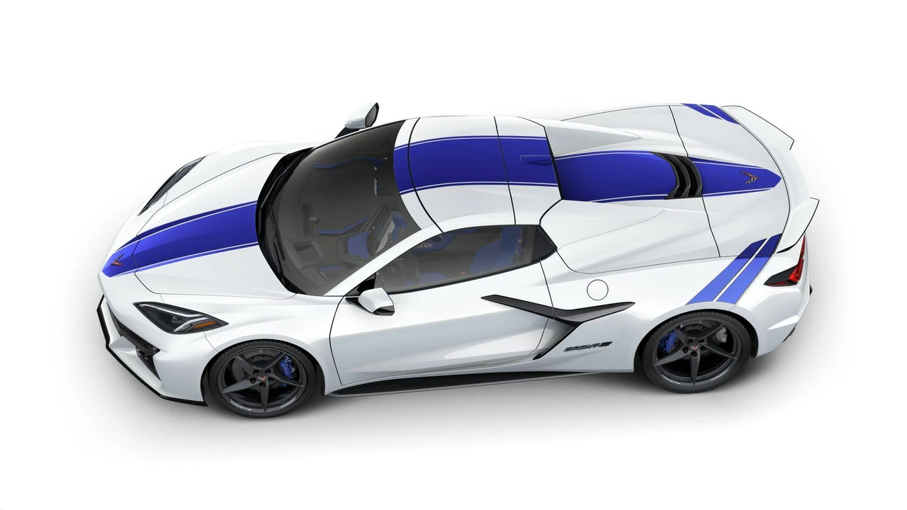 2027 Chevrolet Corvette C8 Grand Sport - Image 7 of 11