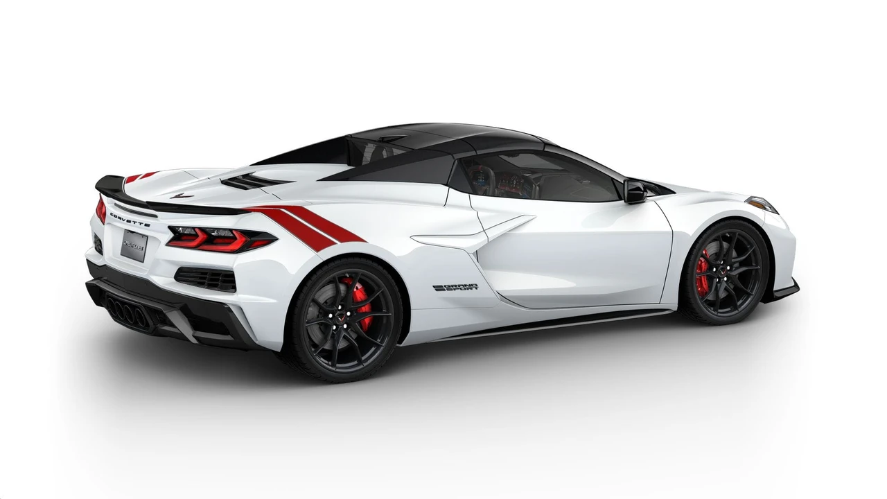 2027 Chevrolet Corvette C8 Grand Sport - Image 4 of 8