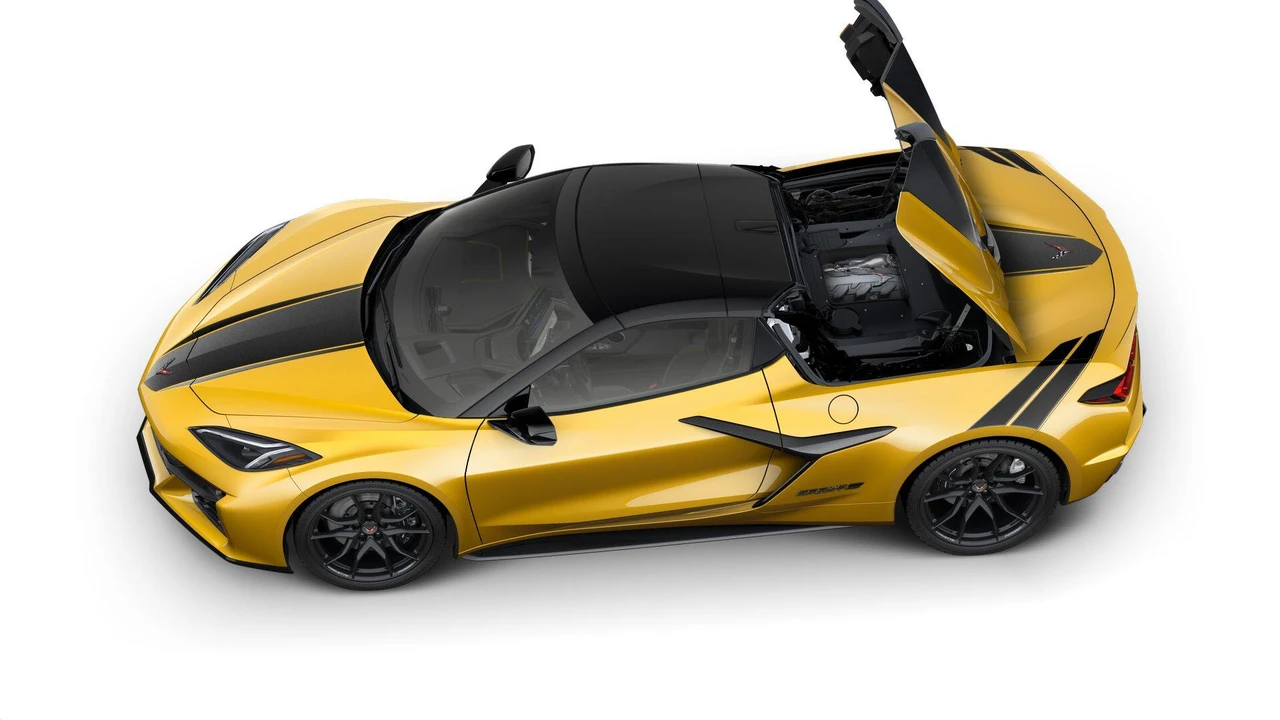 2027 Chevrolet Corvette C8 Grand Sport - Image 7 of 11