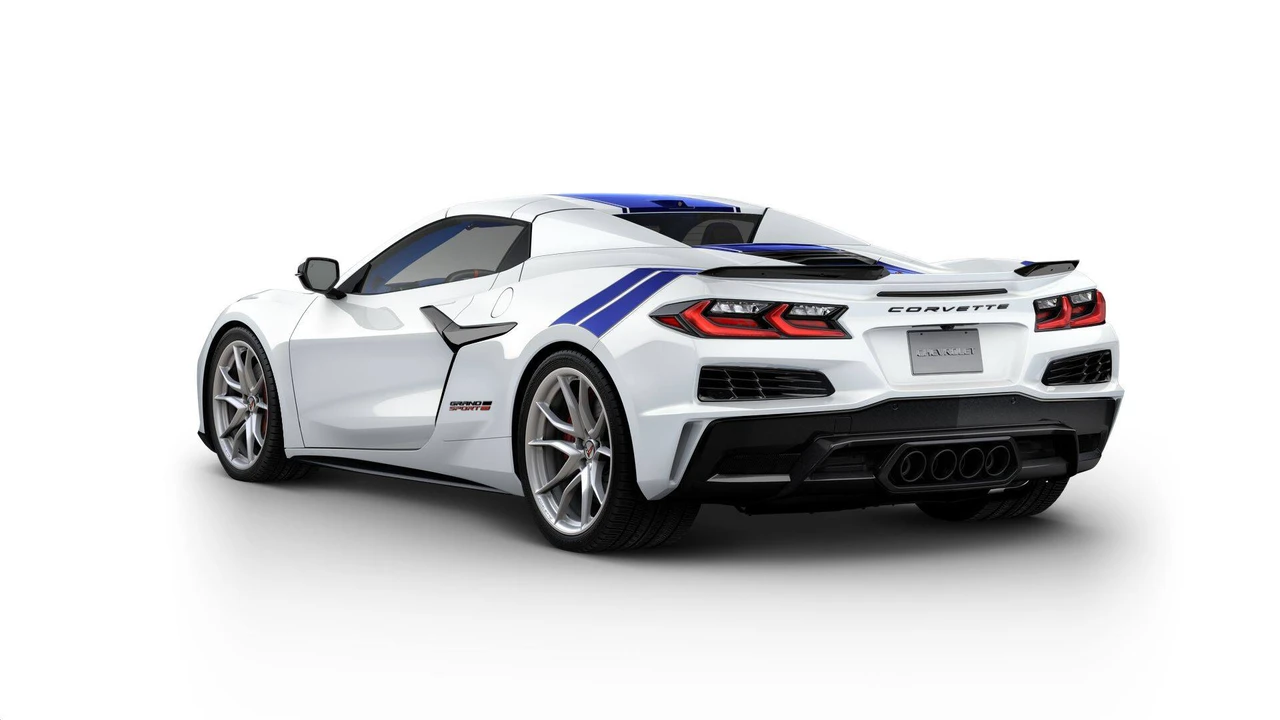 2027 Chevrolet Corvette C8 Grand Sport - Image 3 of 11