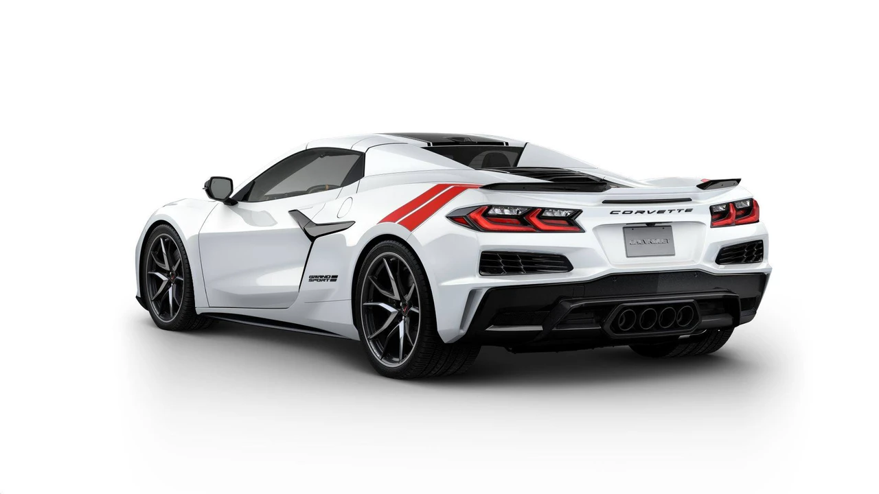 2027 Chevrolet Corvette C8 Grand Sport - Image 3 of 11