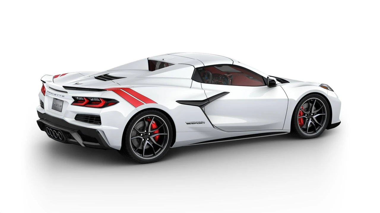 2027 Chevrolet Corvette C8 Grand Sport - Image 4 of 11