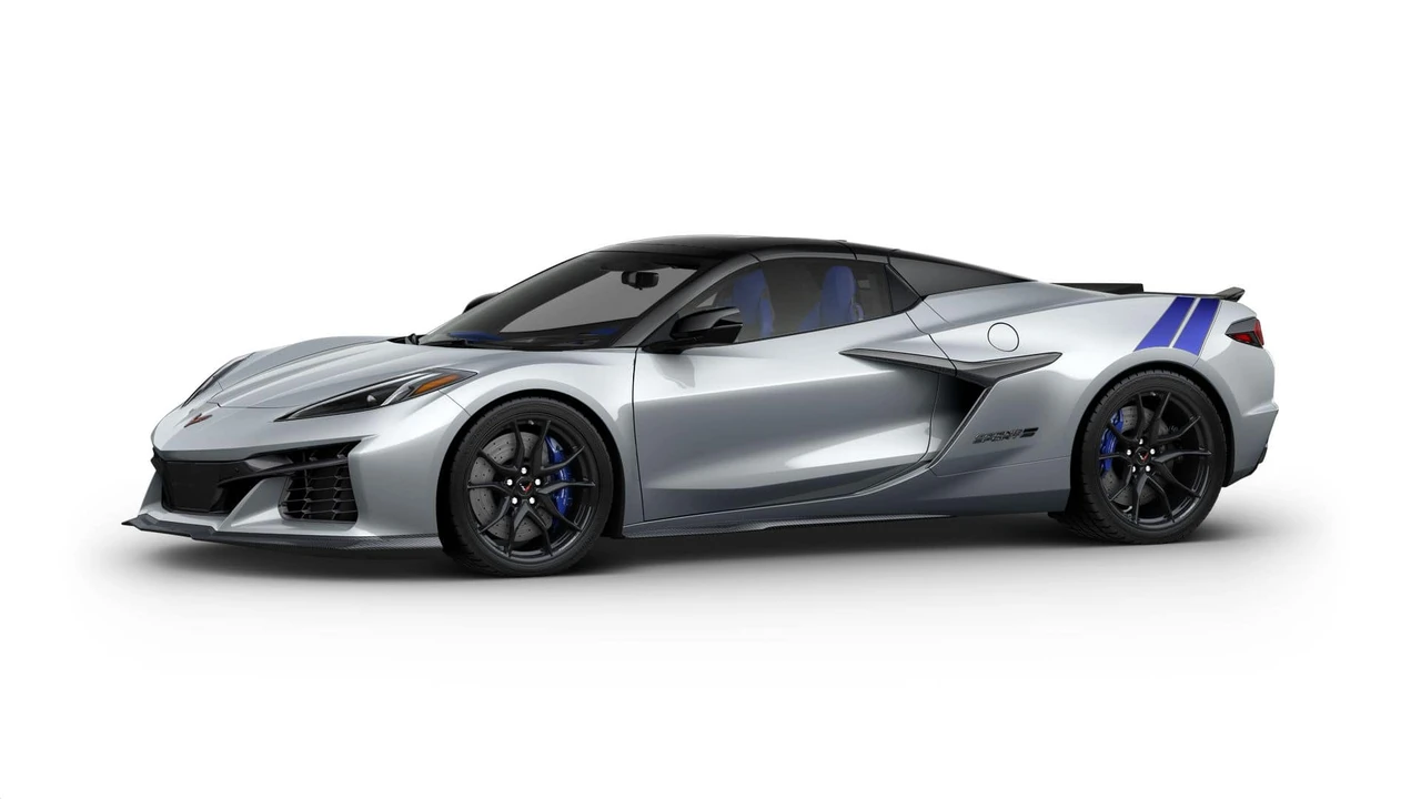 2027 Chevrolet Corvette C8 Grand Sport - Image 2 of 11